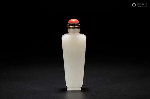 Chinese white jade snuff bottle.