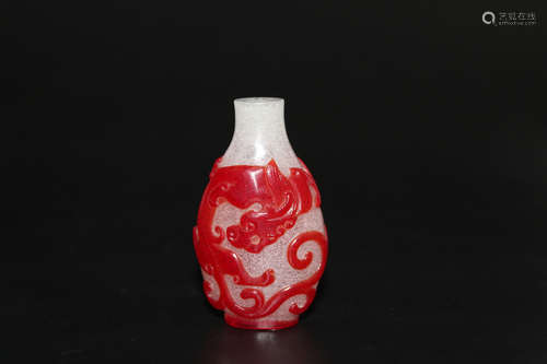 Chinese red-overlay glass snuff bottle.