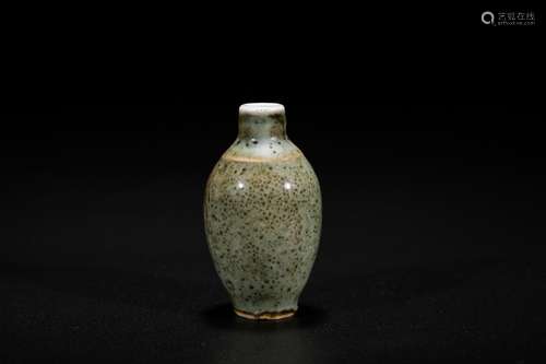 Chinese celadon spotty glaze porcelain snuff bottle.