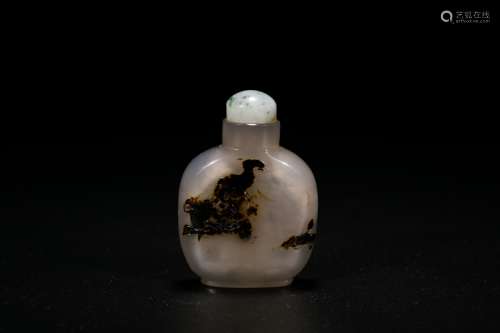 Chinese agate snuff bottle, 19th Century.