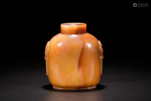 An agate snuff bottle. 20th century.