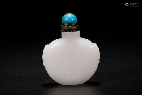 Chinese white jade snuff bottle.