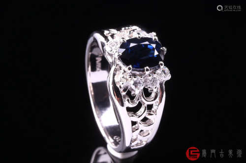斯里兰卡天然高净亮彩浓郁皇家蓝1.2克拉蓝宝石镶铂金钻石戒指（铂金PT850，蓝宝1.2克拉，钻石D0.30克拉，附证书）