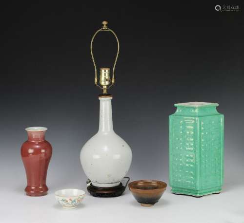 (5) Chinese Porcelain Vase & Bowls, 18th - 19th C.