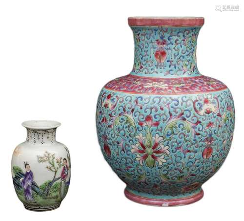 A SMALL POLYCHROME BALUSTER VASE AND A TORQUOISE G...