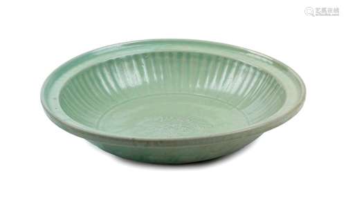 A LONGQUAN CÈLADON GLAZED DISH China, Ming dynasty...