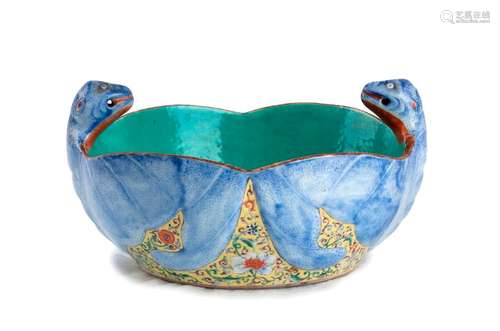 A POLYCHROME ‘TWO BATS’ BOWL China, 20th century 8...