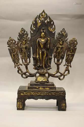 A GILT BRONZE BUDDHA SCULPTURE