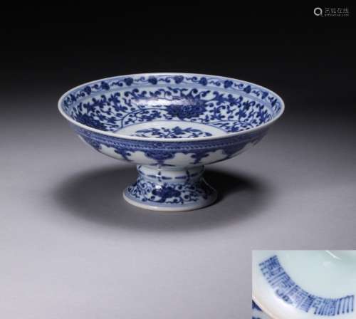 QIANLONG MARK, A BLUE AND WHITE STEM DISH