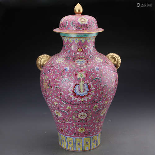 QIANLONG MARK, A FAMILLE ROSE JAR WITH COVER