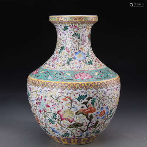 YONGZHENG MARK, A FAMILLE ROSE VASE