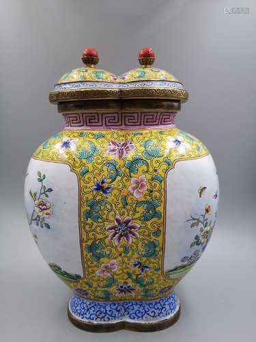 A BRONZE CLOISONNE ENAMEL DOUBLE VASE