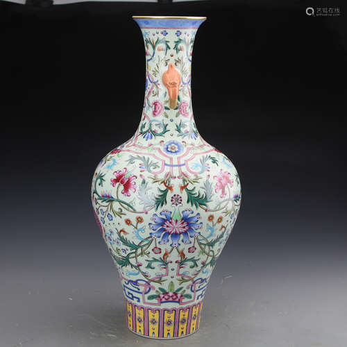 QIANLONG MARK, A FAMILLE ROSE VASE