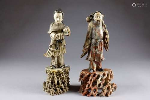 Chine.Deux grandes figurines représentant chacu...