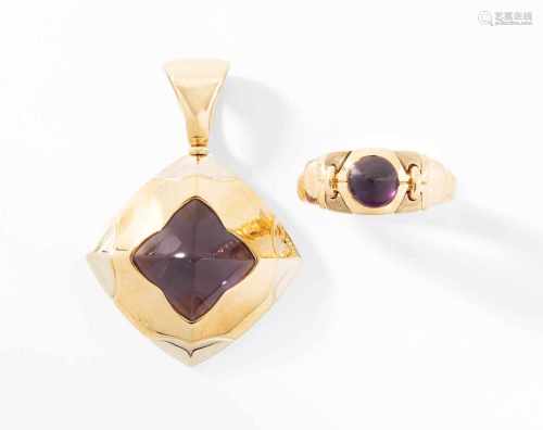 Bulgari Amethyts-Anhänger mit RingItalien. Modell Pyramid. 750 Gelb- und Weissgold. Anhänger mit 1