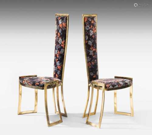 Marzio Cecchi4 Stühle. Italien, 1980er Jahre. Messing, Stoffbezug mit Blumendekor. 112,5 × 60,5 × 51