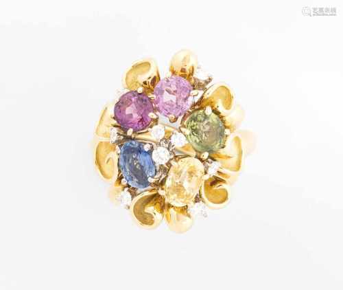 Meister Saphir-Brillant-Ring750 Gelbgold. Bunter Ring mit 5 oval Multicolor-Ceylon-Saphiren zus. 4.