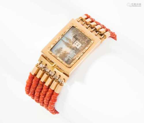 Haarstaub-Korallen-Bracelet19. Jh. 585 Rotgold. Rechteckiger Verschluss mit Haarstaubmalerei, eine