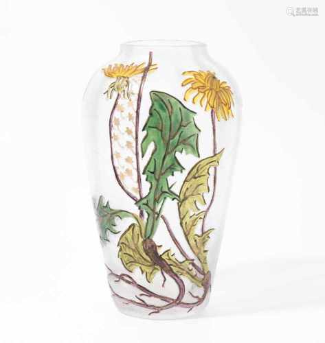 Legras/Mont JoyeSt. Denis, um 1900. Vase. Farbloses Glas, über eisglasartigem Grund reliefiert