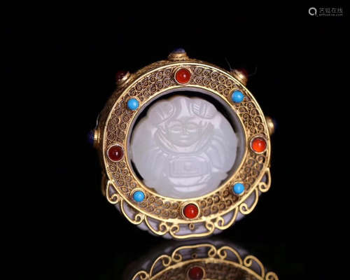 A HETIAN WHITE JADE AND GILT SILVER PENDANT