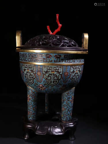 A BRONZE CASTED CLOISONNE BEAST PATTERN CENSER