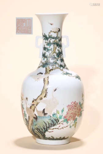 A FAMILLE ROSE CRANE AND PINE PATTERN VASE