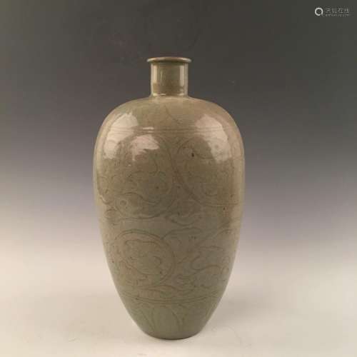 Chinese Celadon Glazed  Meiping Vase