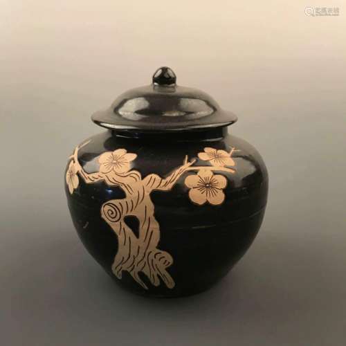 Chinese Ji Zhou Yao Black Jar