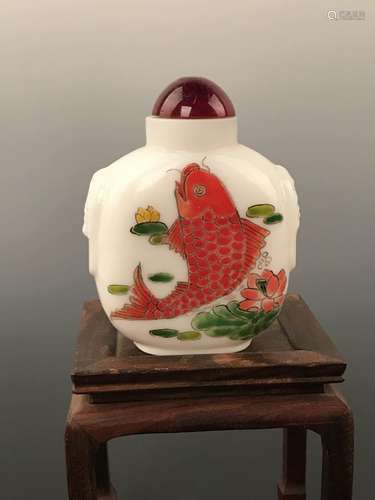 Chinese Double Gourd Shape Glass Snuff Bottle With Painting