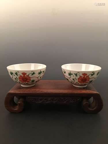 Two Chinese Famille Rose Bowls