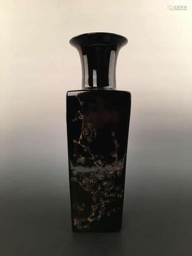 Chinese Black Procelain Square Vase