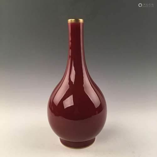 Chinese Red Glazed Gilt Rim Pear -Shape Vase With Kangxi Mark