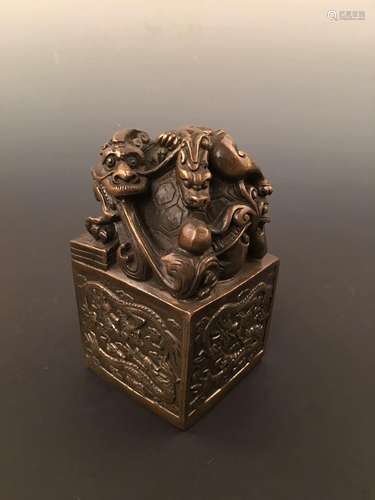 Chinese Bronzen Dragon Seal