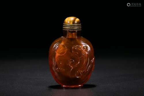 A Rare Amber Carved 'Dragon' Snuff Bottle