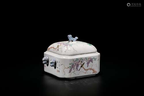 A Famille Rose'Flower And Bird' Covered Box