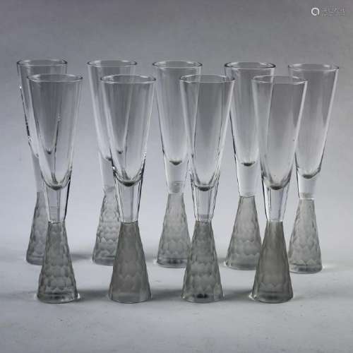(lot of 9) Contemporary crystal champagne flutes
