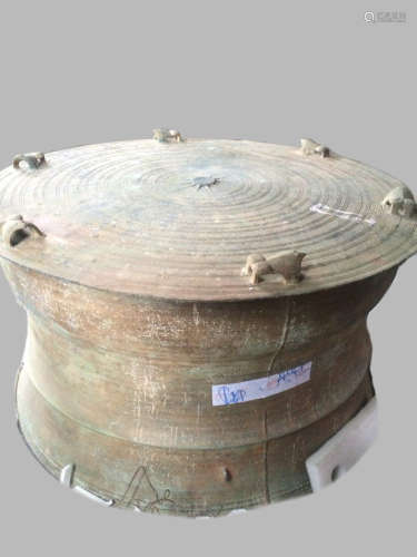 An Exceptional and Rare Museum Piece, The Largest and Perfect condition, could not find in any museum, Bronze Drum of Han Dynasty and period