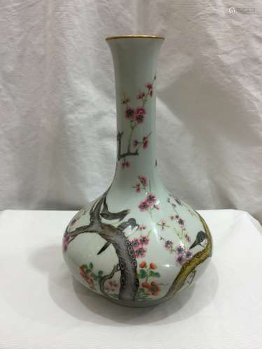 A Famille Rose Porcelain Vase