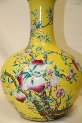 A Famille Rose Porcelain Nine Peaches Vase