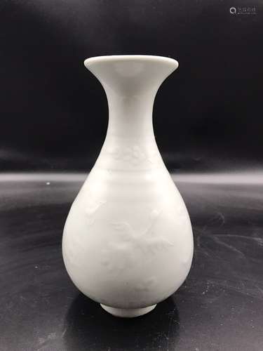 A White Glazed Incised Birds and Flowers Porcelain Vase