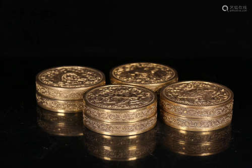 17-19TH CENTURY, A SET OF FOUR BEAST PATTERN GILT BRONZE ROUND BOXES WITH COVER, QING DYNASTY