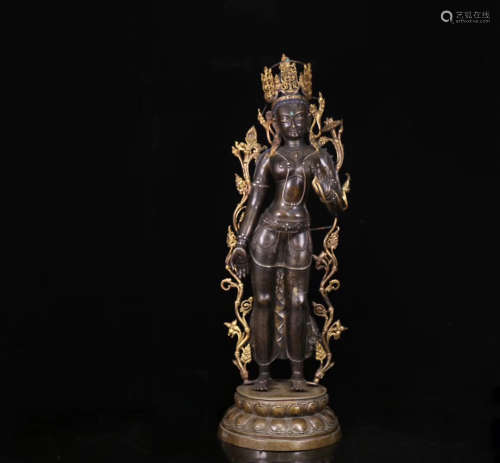 17TH CENTURY, A TIBETAN TARA DESIGN BRONZE STATUE