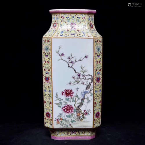 17-19TH CENTURY, A FLOWER&POEM PATTERN FAMILLE SQUARE VASE, QING DYNASTY.