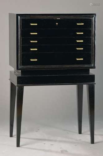 collectors cabinet, France, 30/1940s, wood corpus black