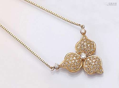 14 kt gold necklace with brilliants