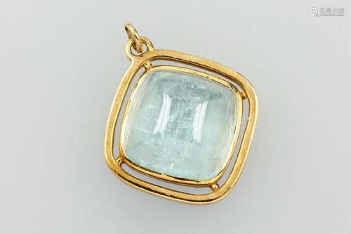 18 kt gold pendant with aquamarine