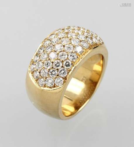 18 kt gold ring with brilliants