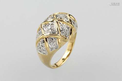 18 kt gold ring with brilliants