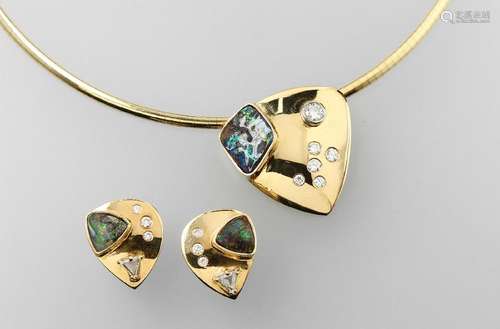 18 kt gold jewelry set with boulder-opals and