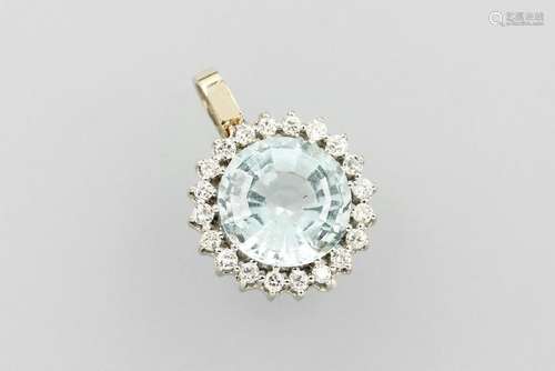 14 kt gold pendant with aquamarine and brilliants